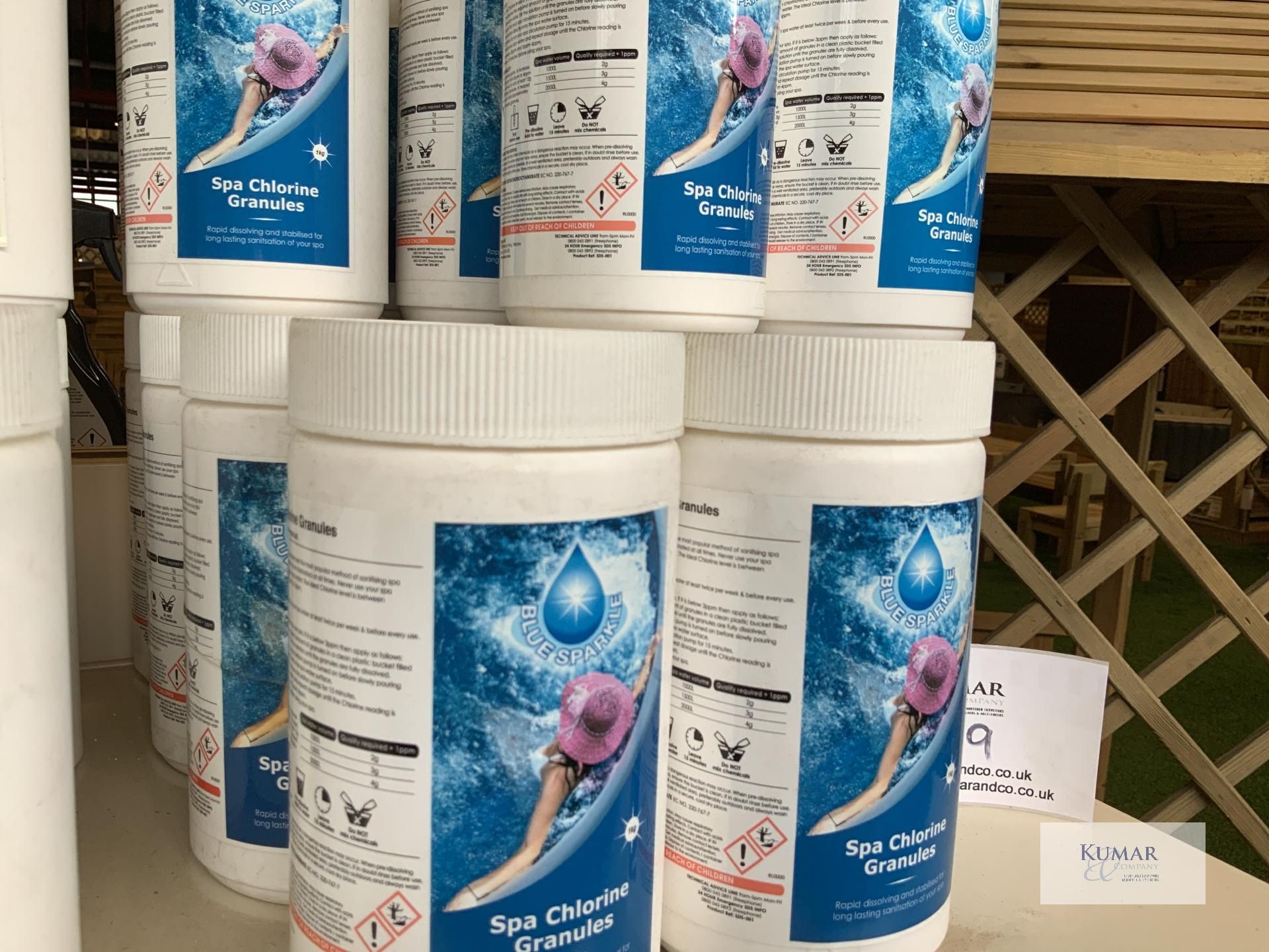 19: Spa TCCA Blue Sparkle Spa Chlorine Granuals 1kg (RRP £13.99 each) - Image 3 of 3