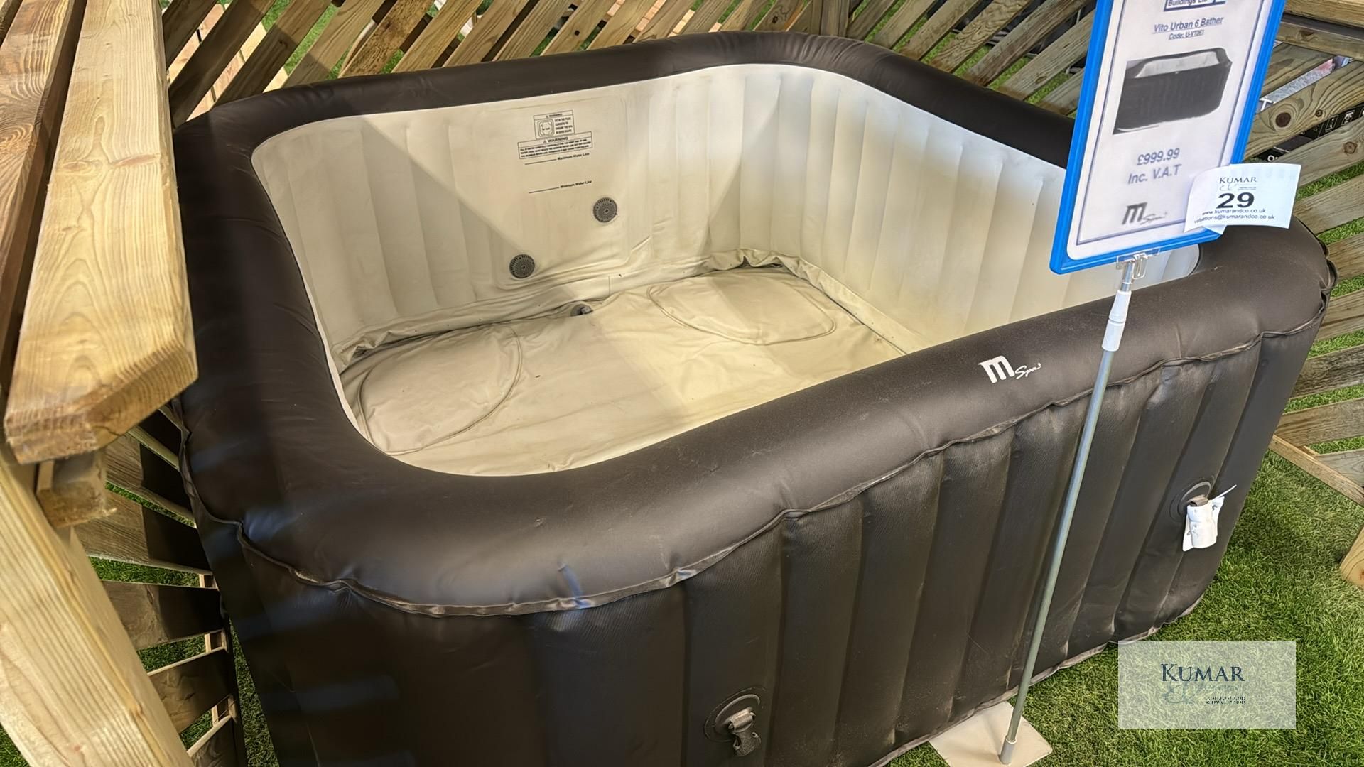 M Spa Vito Urban Series U- VT061 6 Bather Inflatable Spa Display Model Never Been Used with Box - Image 5 of 14