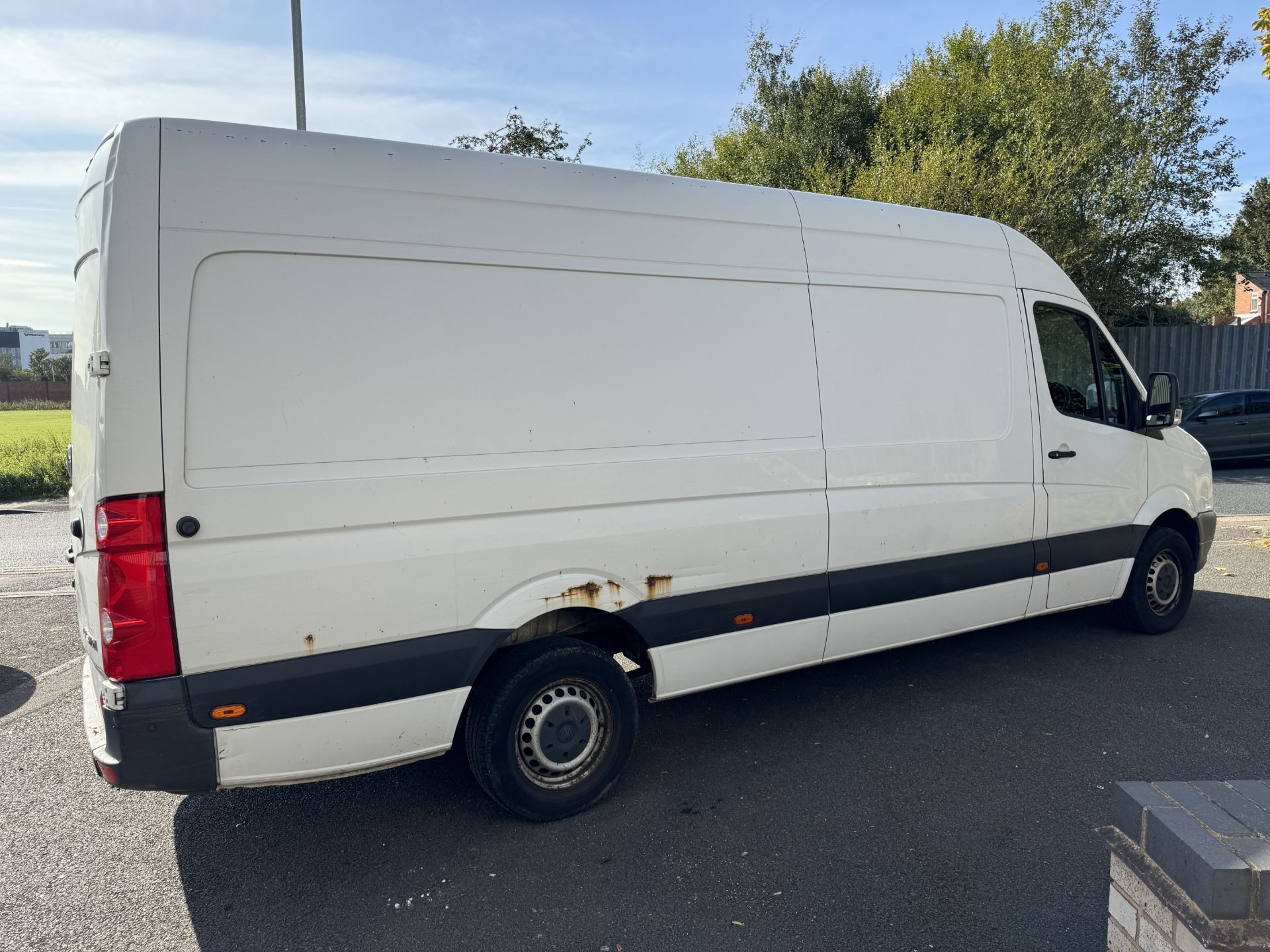 2016 - CR35 2.0 TDI LWB 163PS High Roof Panel Van - Image 9 of 47