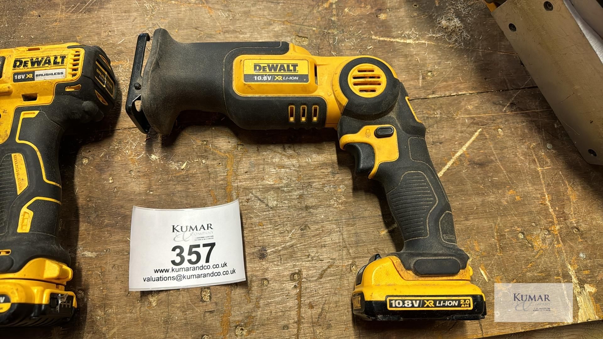 Large Lot of Dewalt Power Tools Comprising - DCP580 Planer with 18v 3.0AH Battery, DCB113 10.8v, - Image 8 of 16