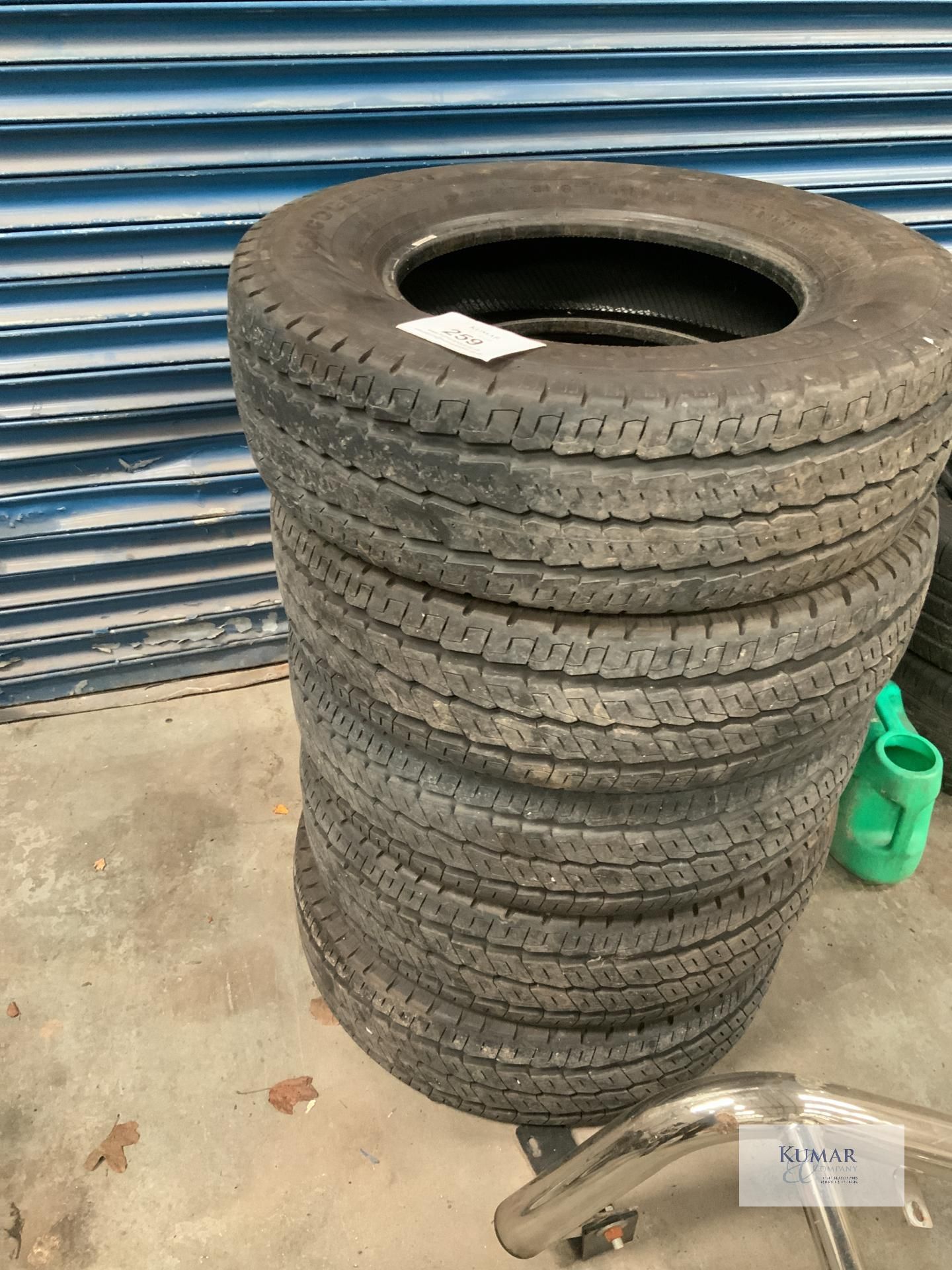 5: 225/ 75R16 Continental Vanco camper tyres DOT 2016