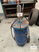 Alfa Pnuematic Grease Pump with Trolley