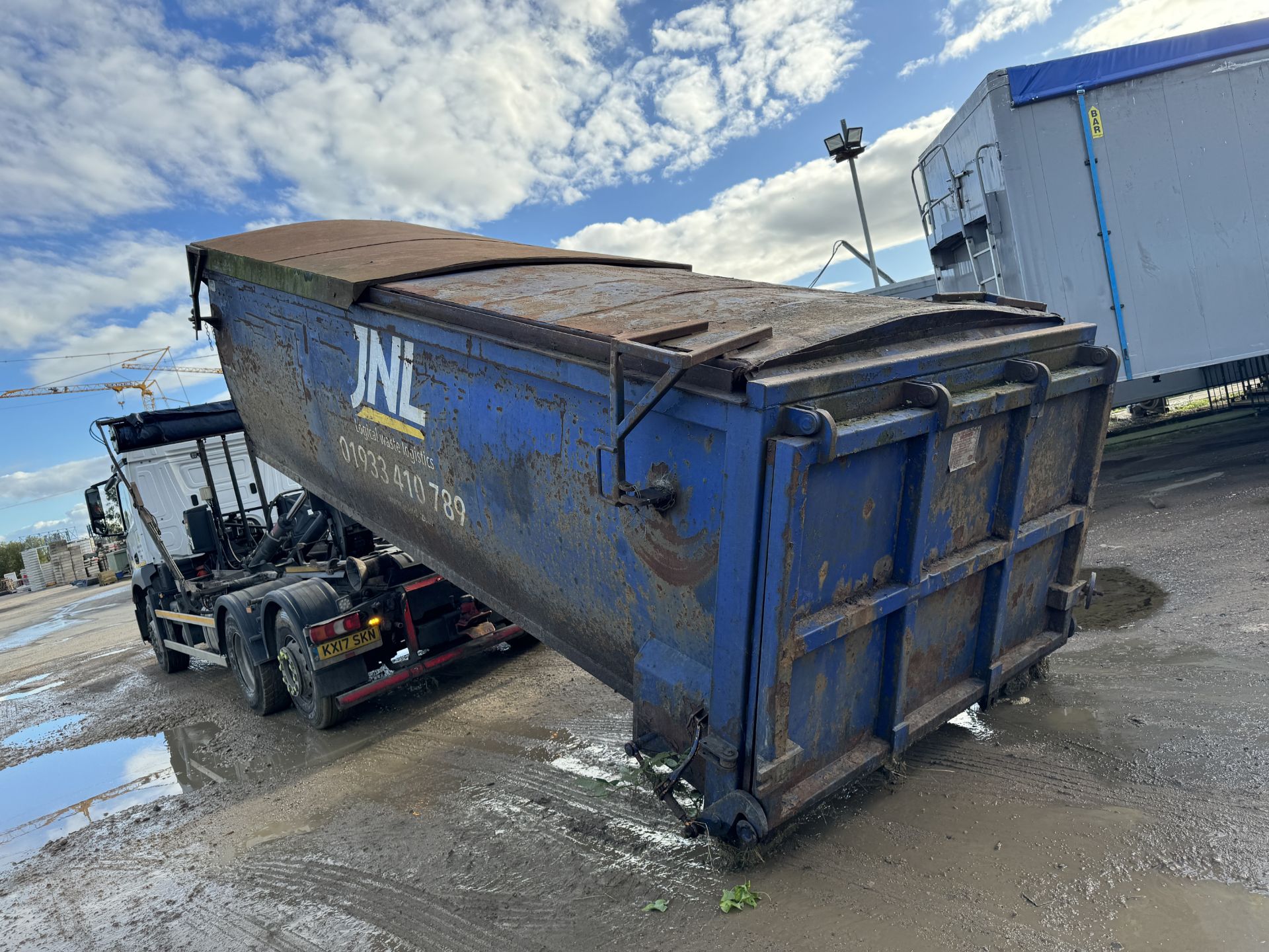 Hook Loader Skip - Image 17 of 17