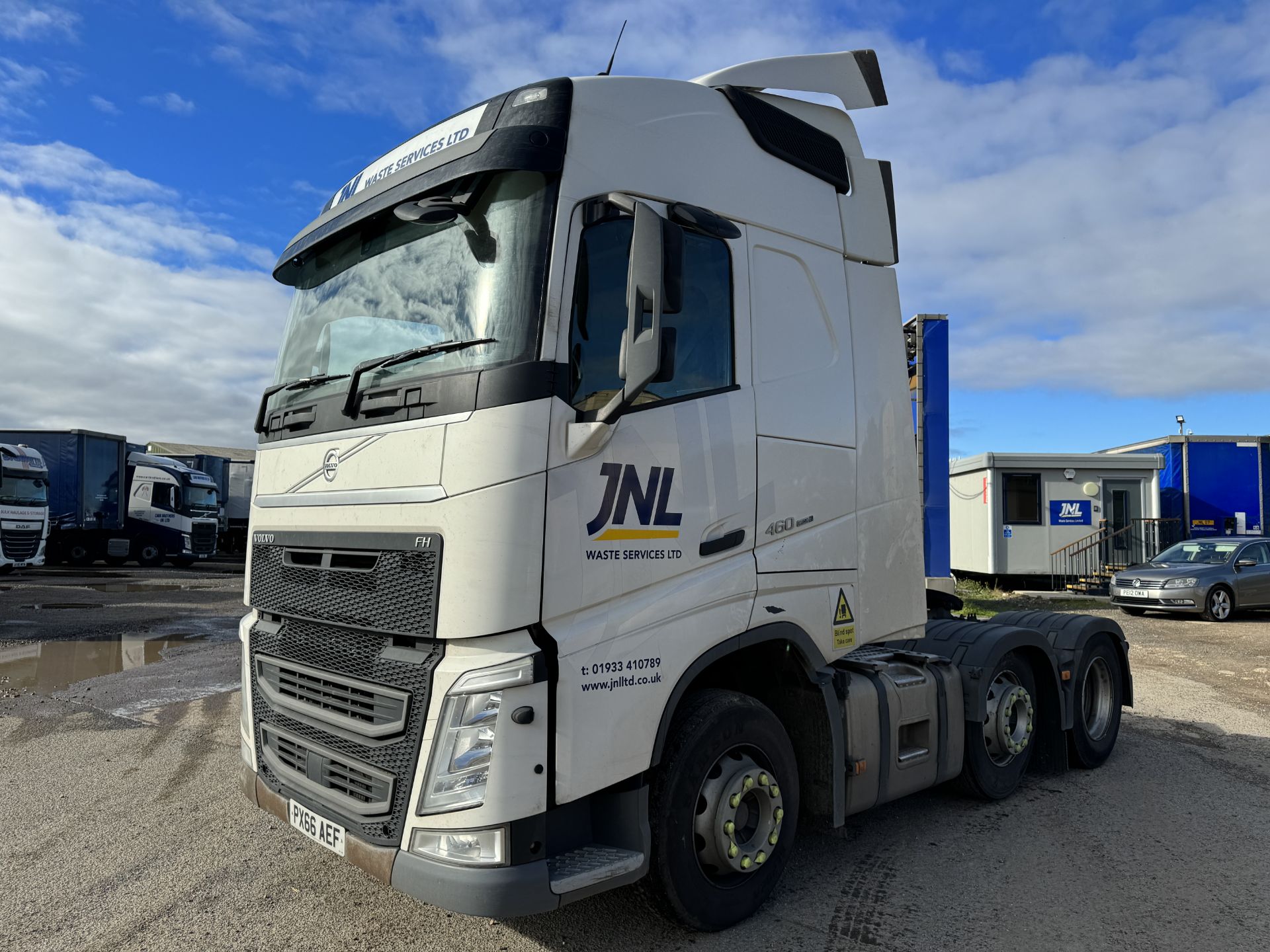 2016 - Volvo FH460 6 x 2 Euro 6 Mid Lift Tractor Unit - Image 4 of 47