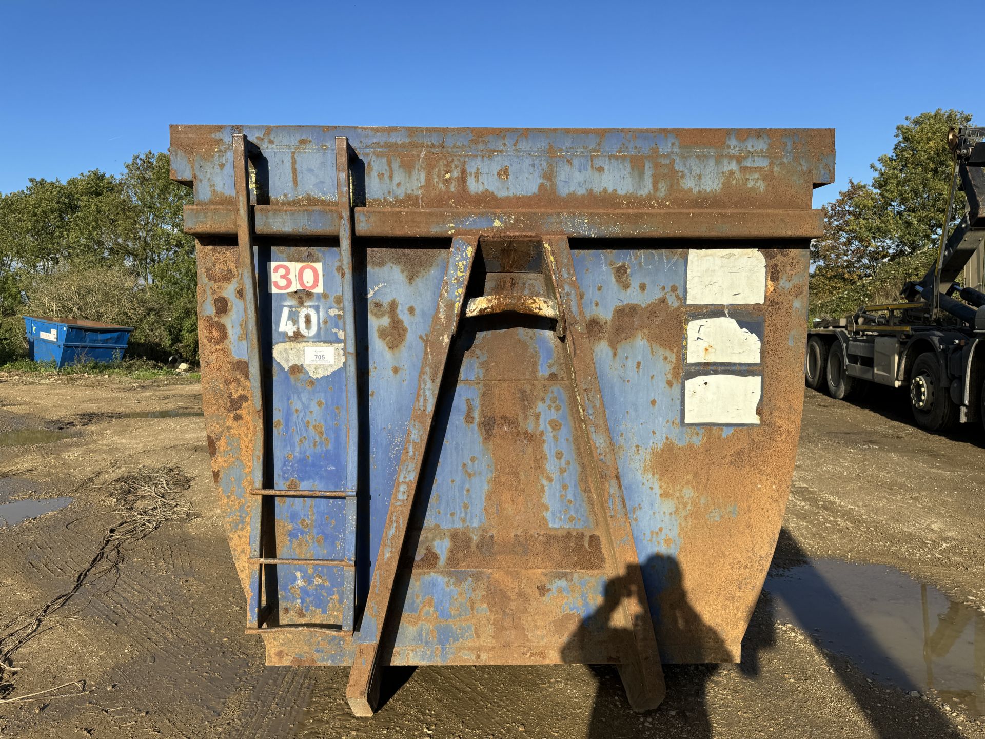 Hook Loader Skip - Image 15 of 17