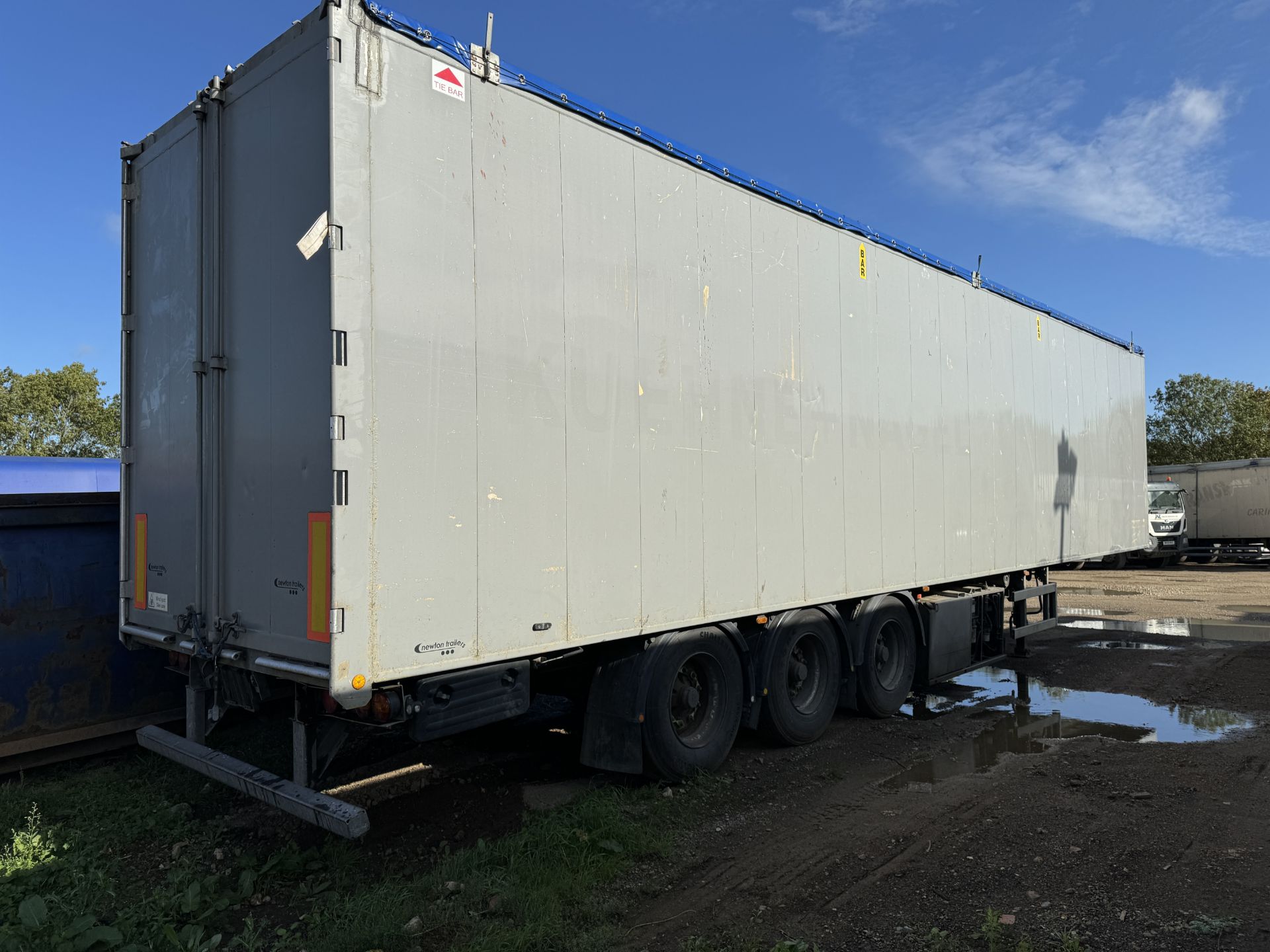 2010 - Knapen Type K100, Tri Axle Air Suspension Walking Floor Trailer - Image 12 of 40