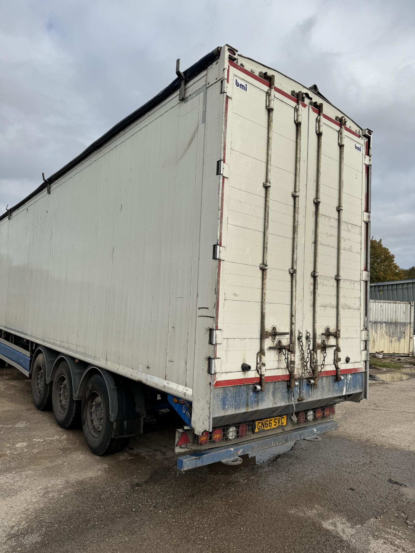 2017 - BMI Trailers Type AW 125, Tri Axle Air Suspension 125 Yard Cargo Floor Trailer - Image 28 of 46