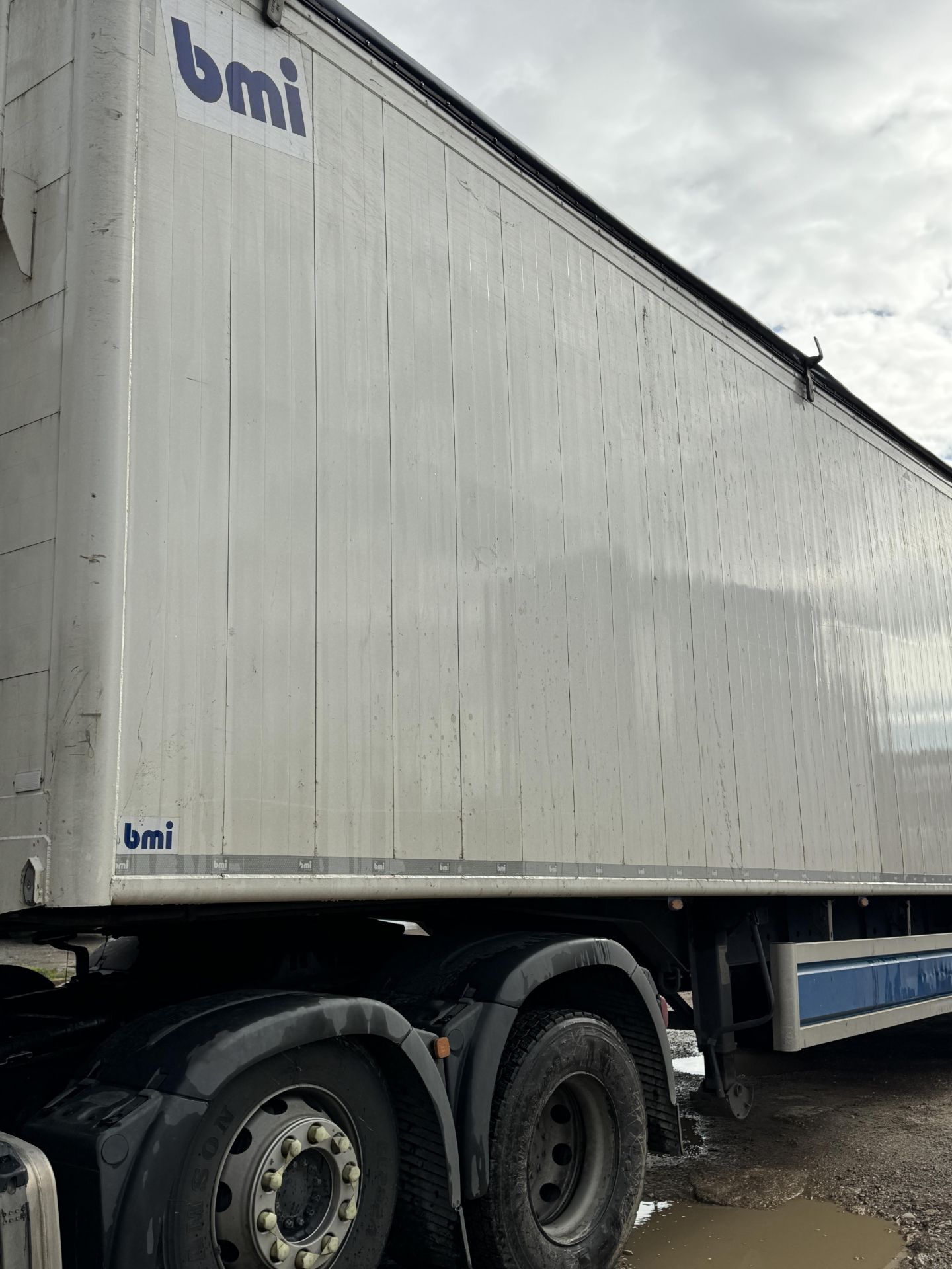 2017 - BMI Trailers Type AW 125, Tri Axle Air Suspension 125 Yard Cargo Floor Trailer - Image 12 of 46