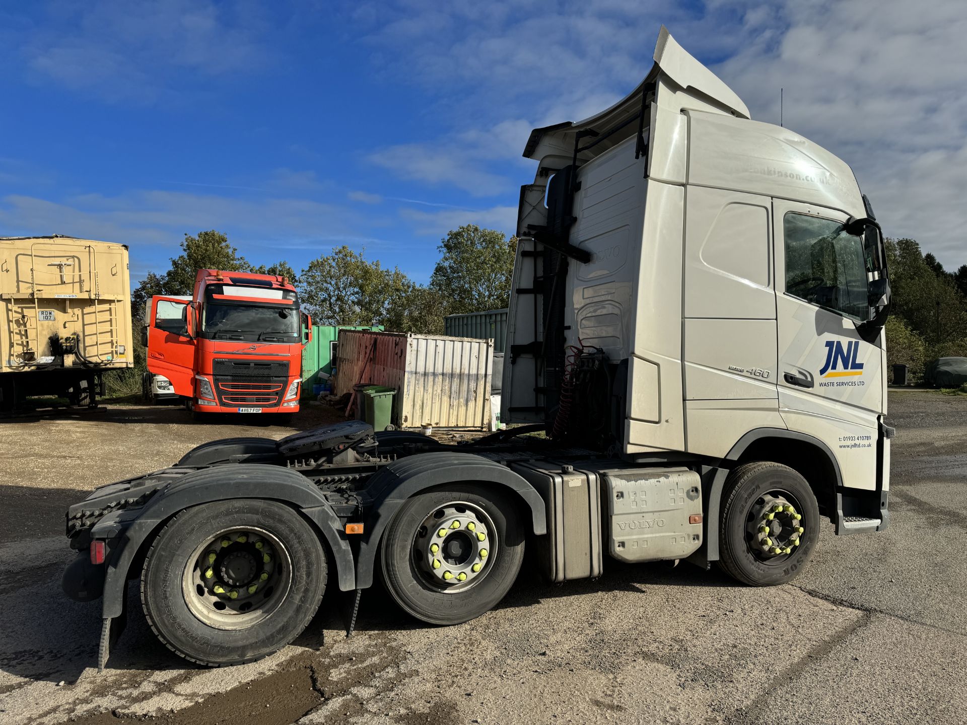 2016 - Volvo FH460 6 x 2 Euro 6 Mid Lift Tractor Unit - Image 10 of 47