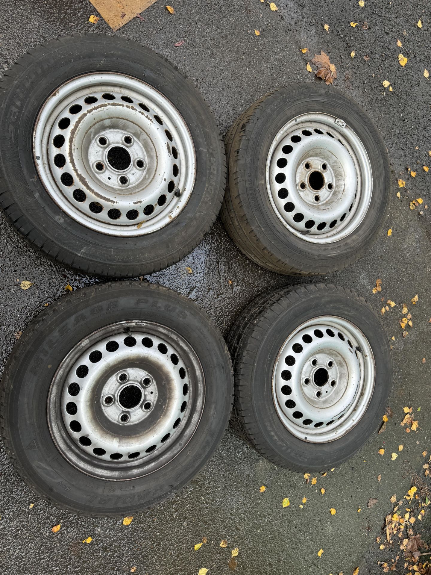 Set of 4 VW Transporter Steel Wheels & Part Worn Tyres