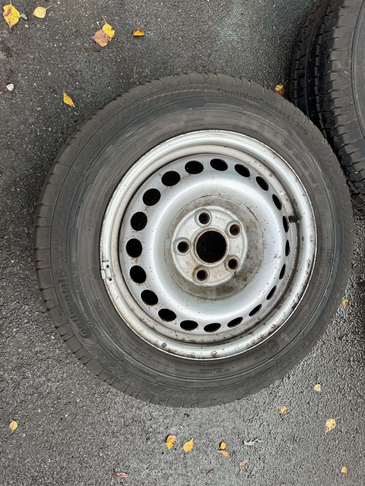 Set of 4 VW Transporter Steel Wheels & Part Worn Tyres - Image 12 of 35