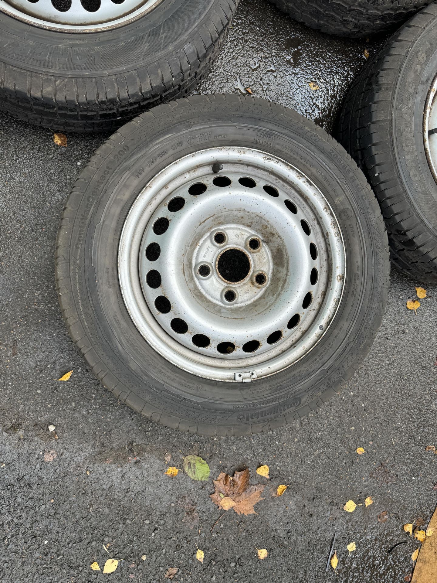 Set of 4 VW Transporter Steel Wheels & Part Worn Tyres - Image 5 of 35