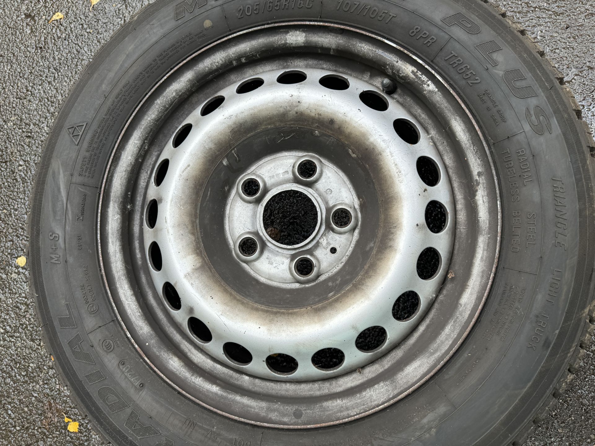 Set of 4 VW Transporter Steel Wheels & Part Worn Tyres - Image 32 of 35