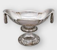 Imposanter Tafelaufsatz