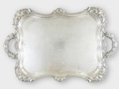 Imposantes Serviertablett