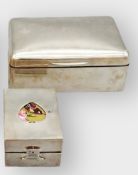 Set von zwei Silberdosen