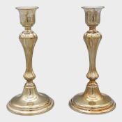 Zwei Kerzenleuchter