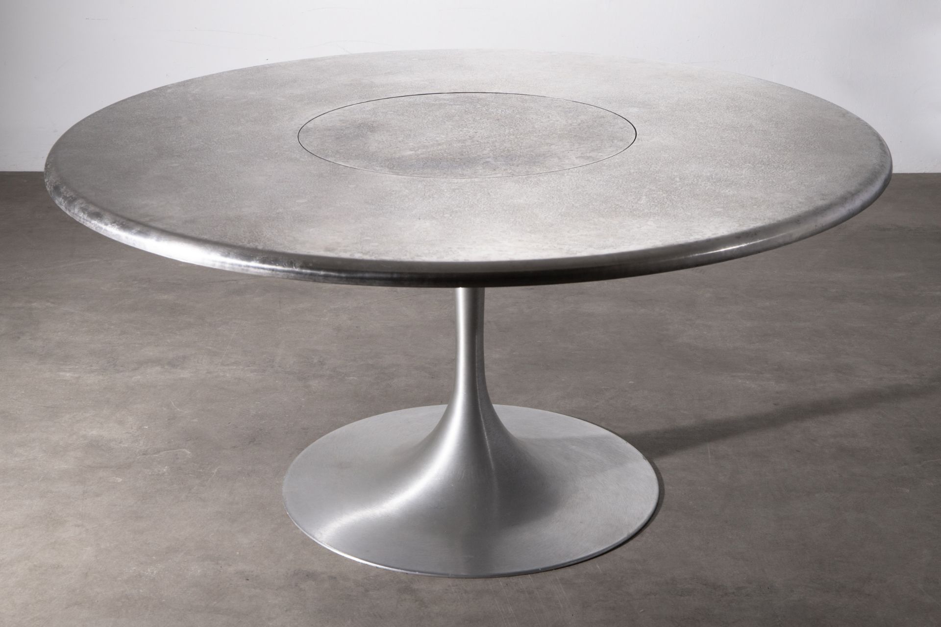 Heinz Lilienthal, Large Tulip dining table with rotating center plate - Image 4 of 7