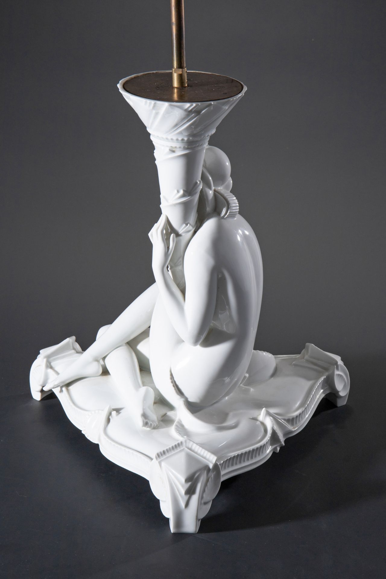 Gerhard Schliepstein, Rosenthal, Table lamp with a seated woman - Image 6 of 7