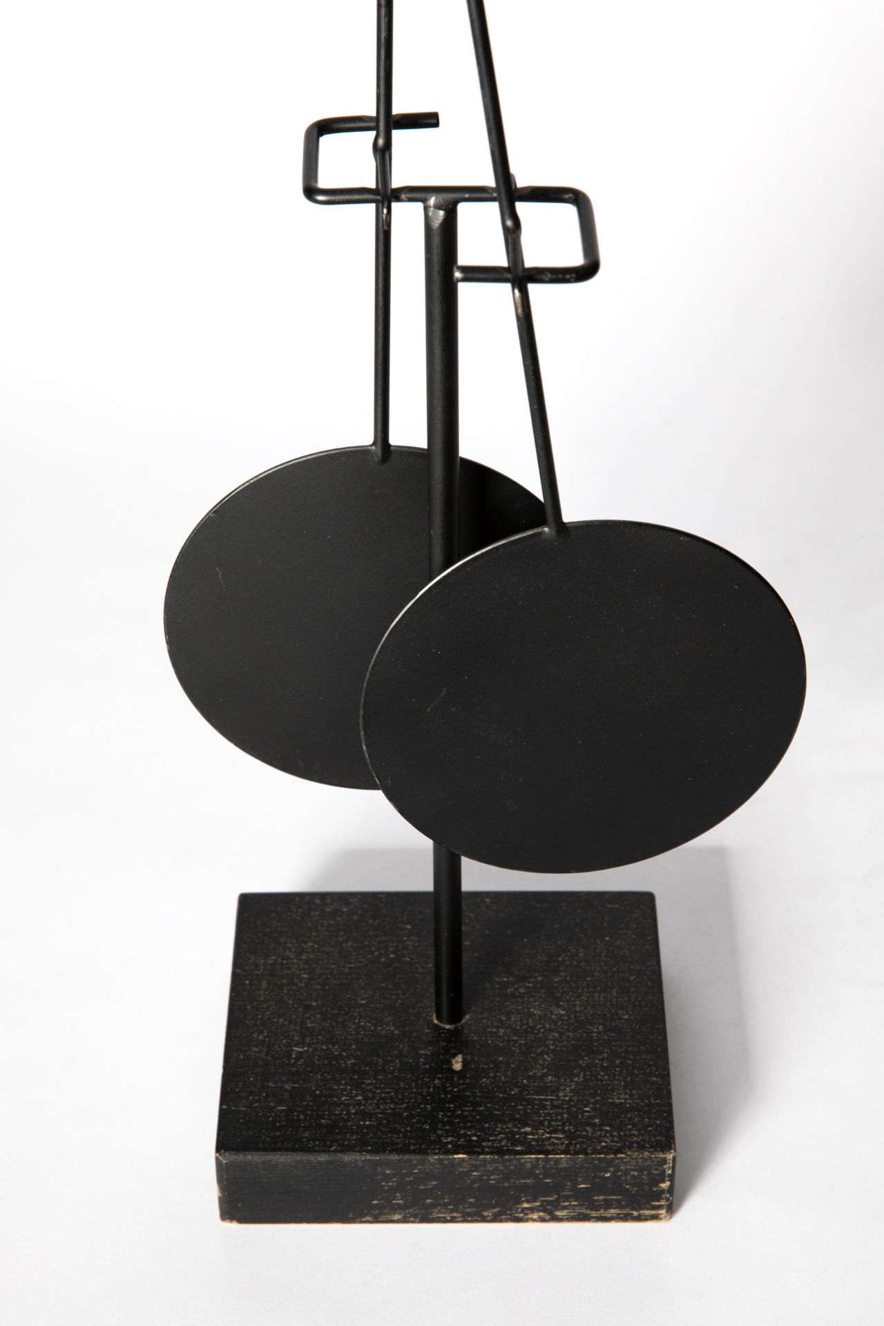 Arnulf Hoffmann, Kinetische Skulptur/ Pendelobjekt, 1985 - Bild 4 aus 6