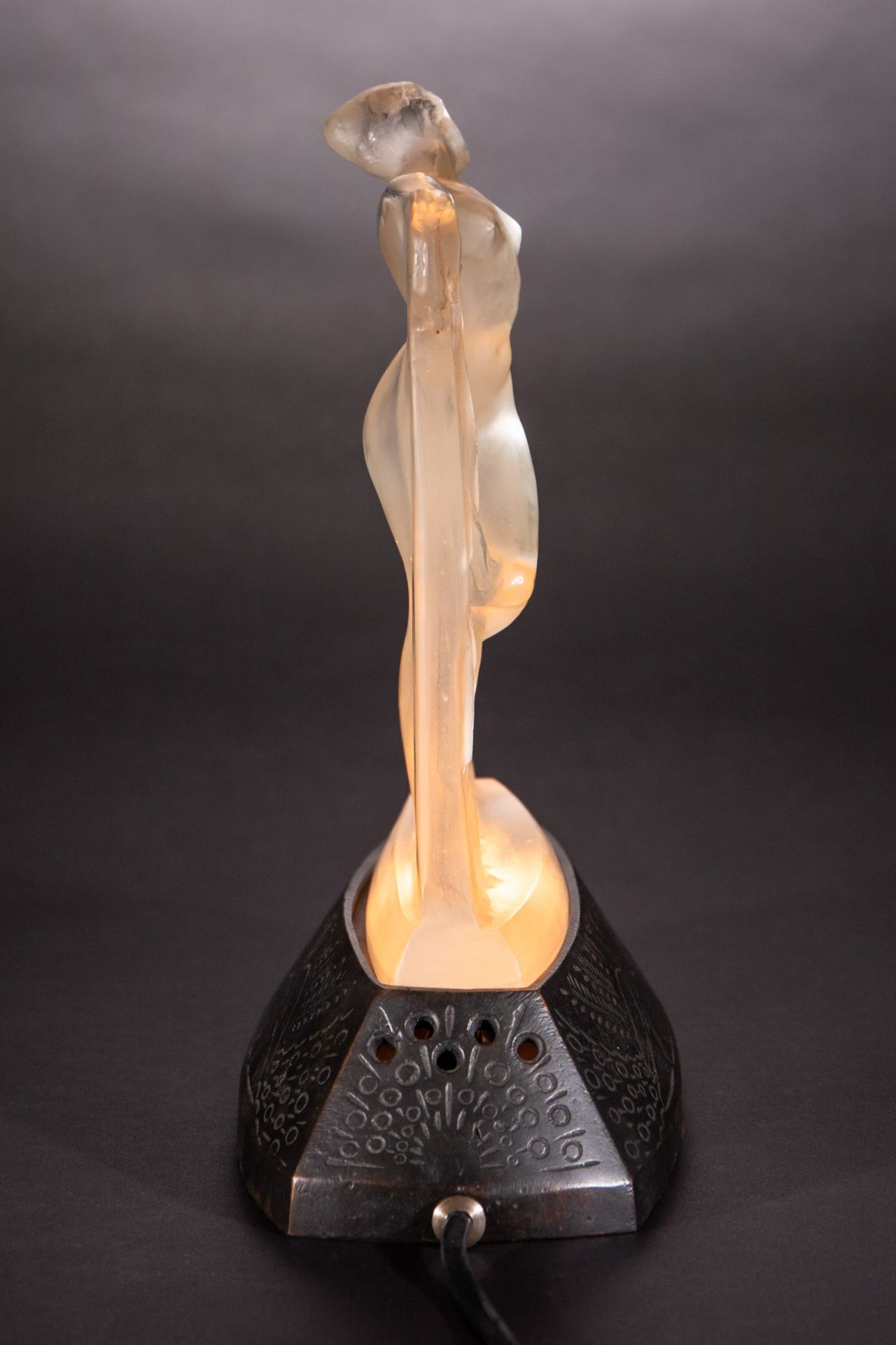 René Lalique, Statuette Thais, Glas, Bronze - Bild 3 aus 6