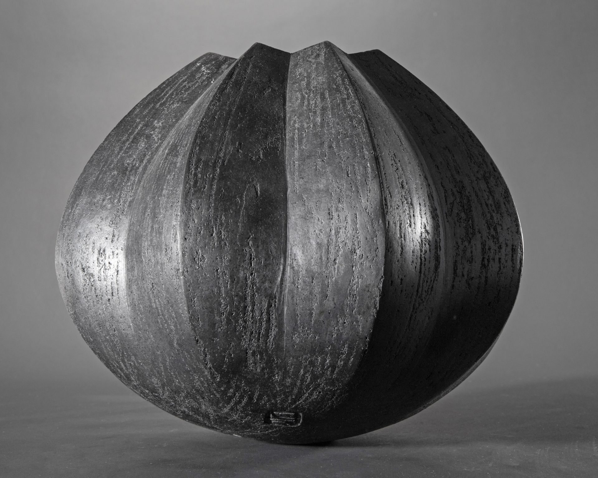 Joachim Lambrecht, Raku Vessel shape - Image 2 of 4