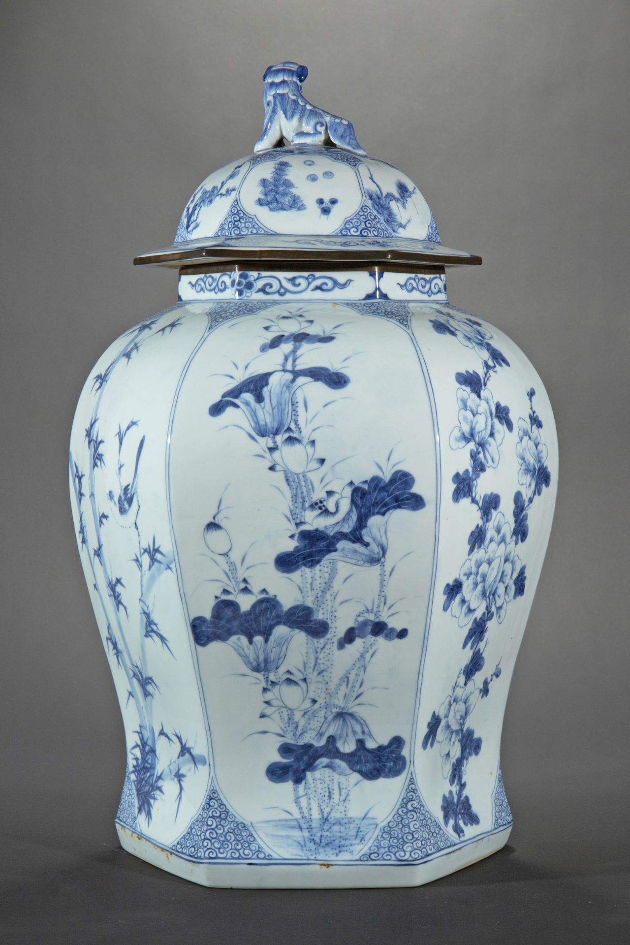 Large lidded vase, probably Korea, China, Japan - Image 5 of 11