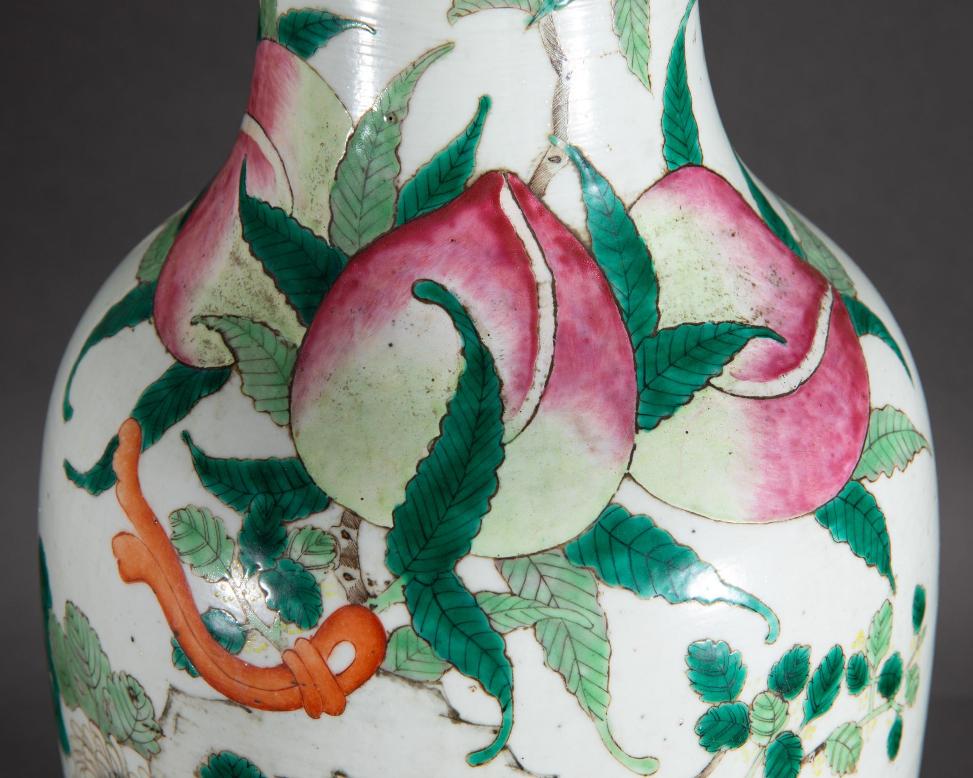 Large floor vase with peaches, peonies and writing, China - Image 3 of 7