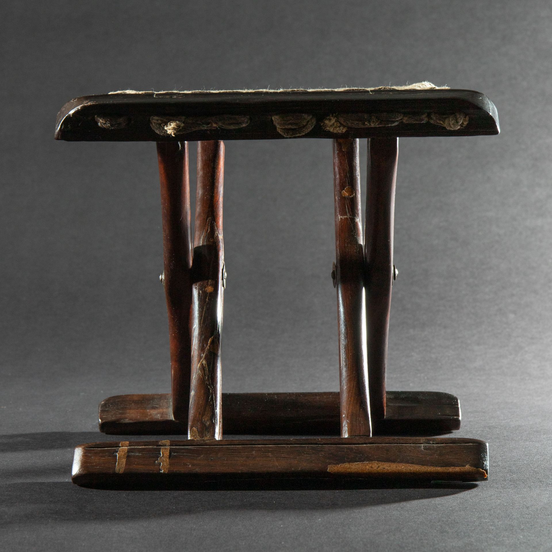Small folding chair/ stool Jiaowu, Ming Dynasty, zitan wood - Image 3 of 8