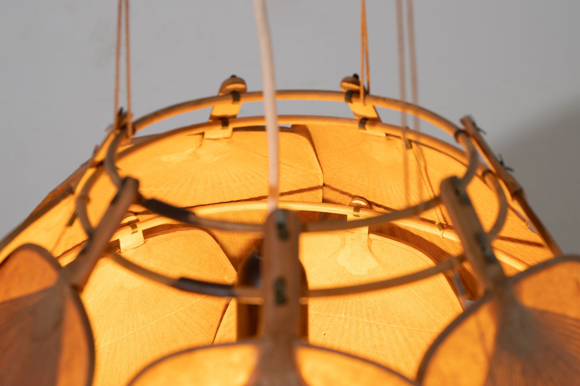 Ingo Maurer, Design M, Pendant lamp model Uchiwa - Image 6 of 9