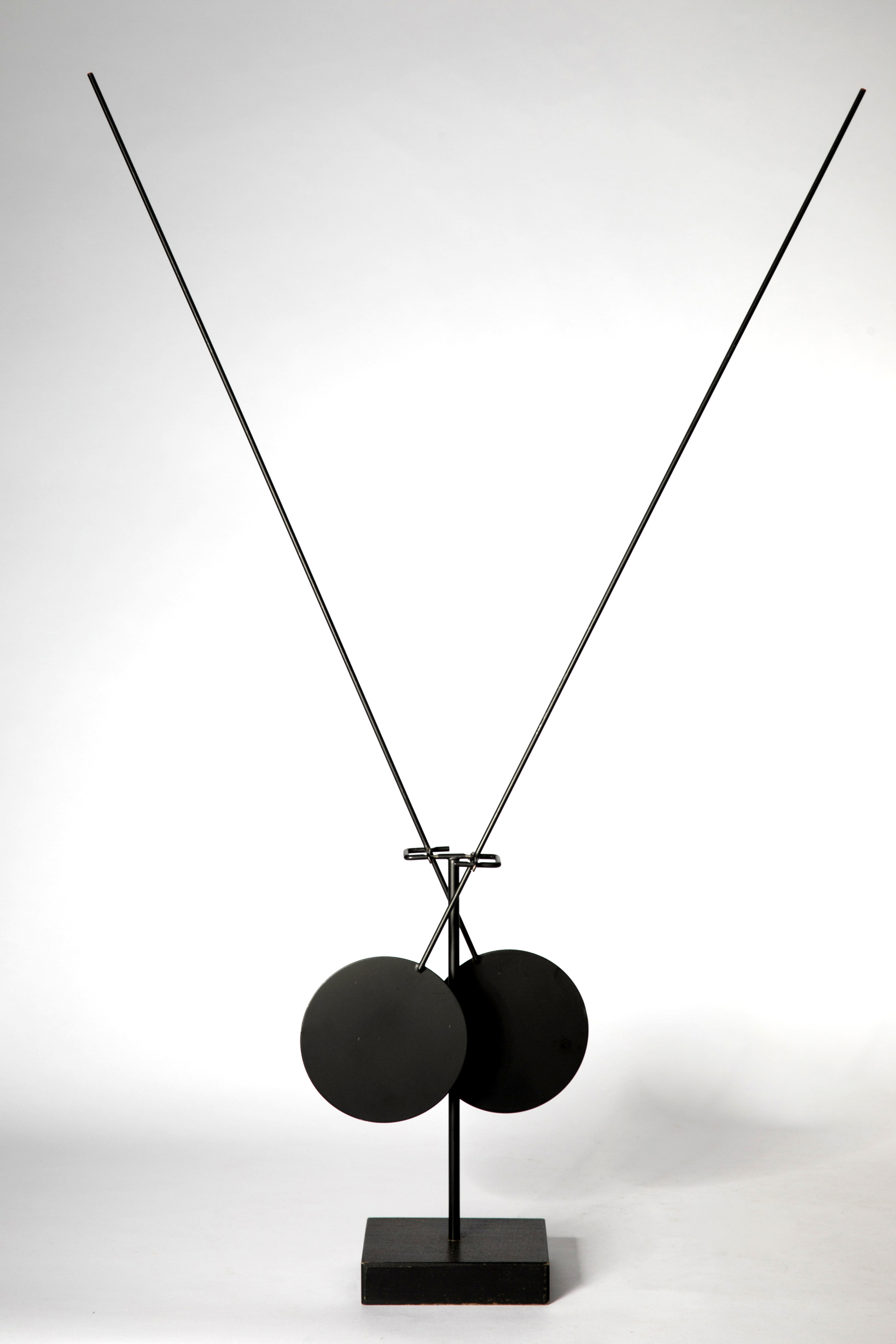 Arnulf Hoffmann, Kinetic Sculpture / Pendulum Object, 1985 - Image 2 of 6