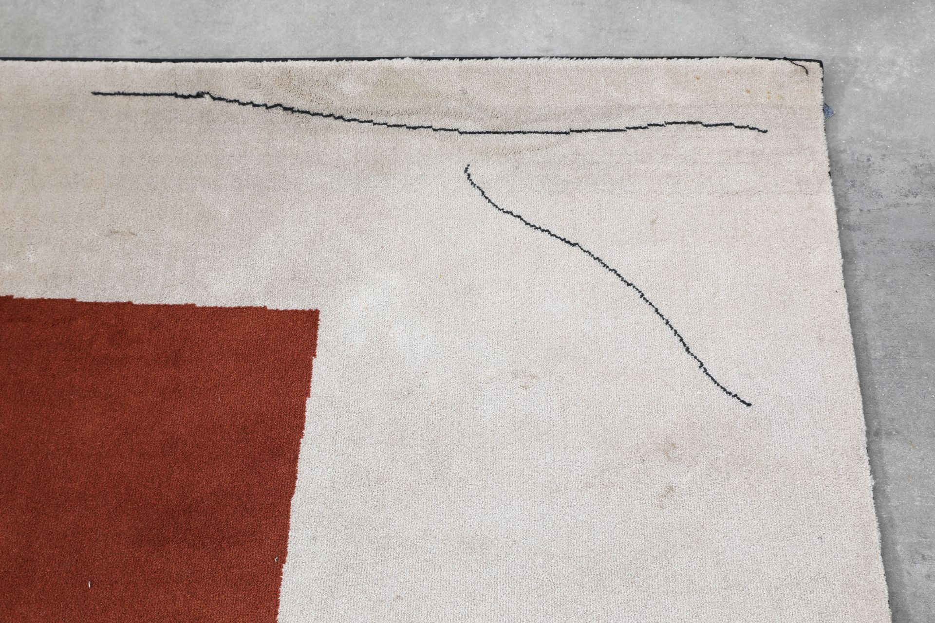 Rosemarie Trockel, Vorwerk, handsignierter Teppich aus der Arterior Serie - Bild 2 aus 3
