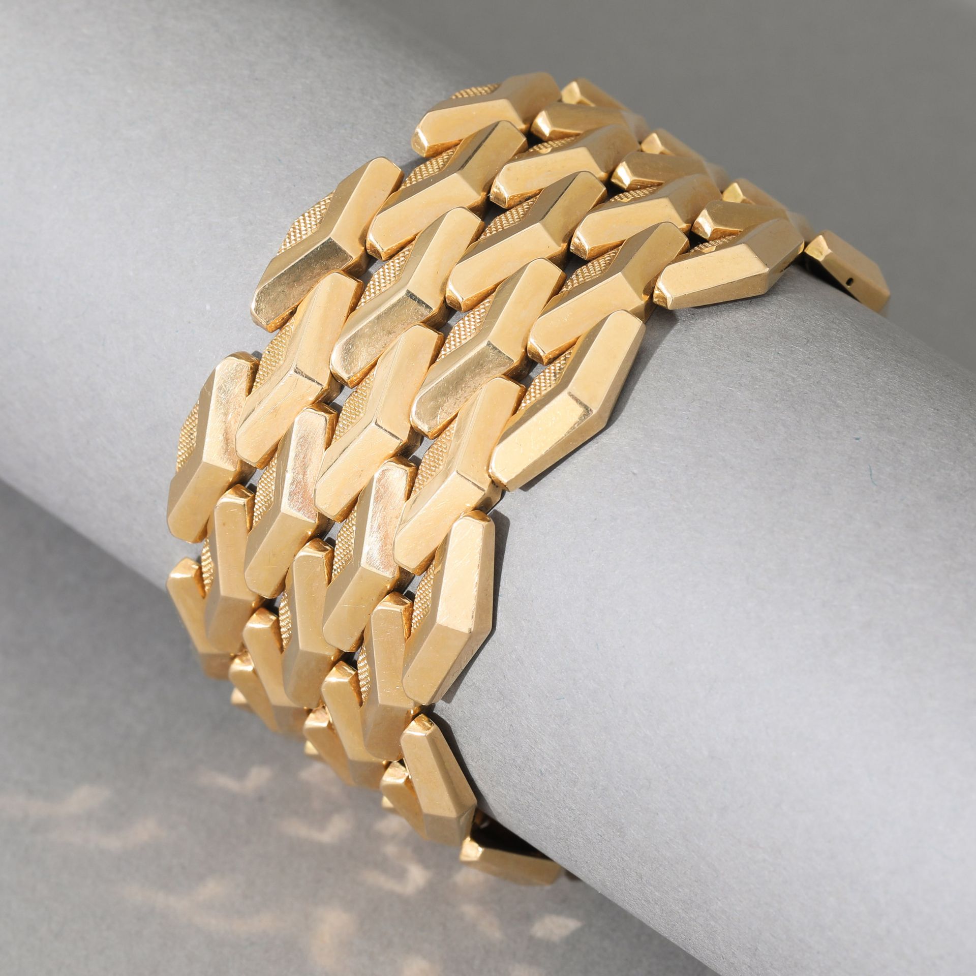 Bracelet, gold, 18K/750