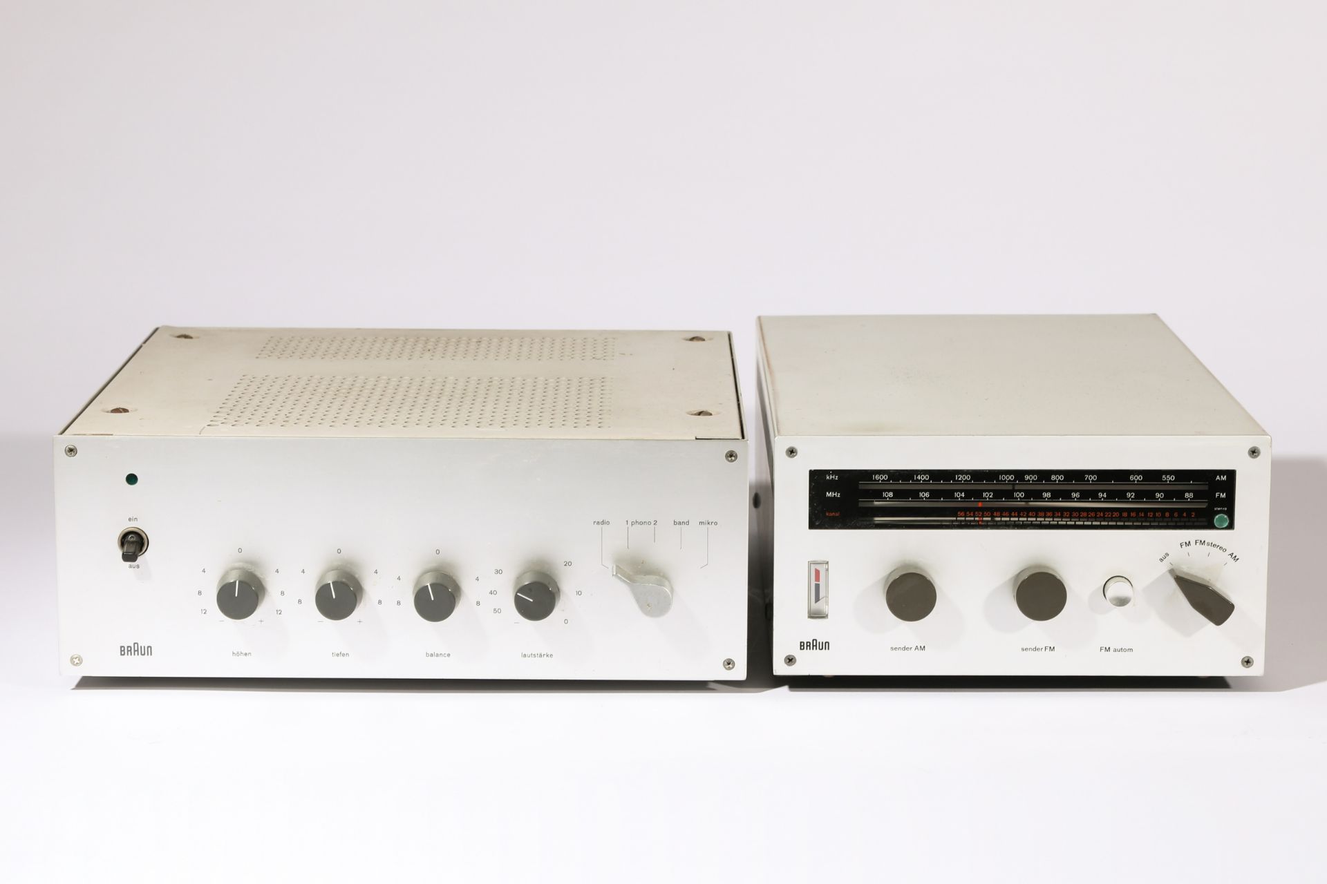 Dieter Rams, Braun, Receiver CE 16 + Amplifier CSV 10 - Image 2 of 3