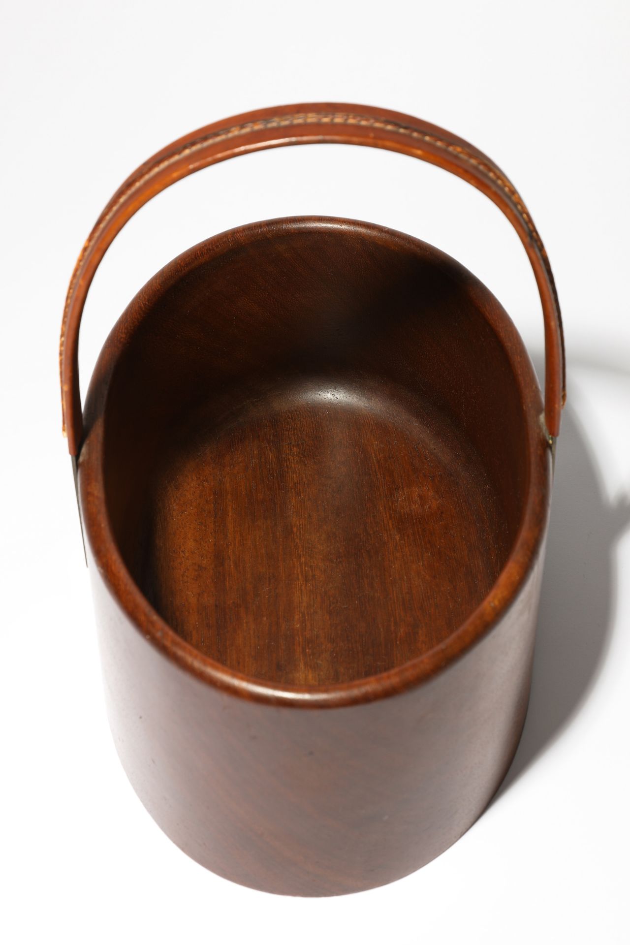 Carl Auböck, Bowl with handle for nuts or fruit - Image 3 of 5