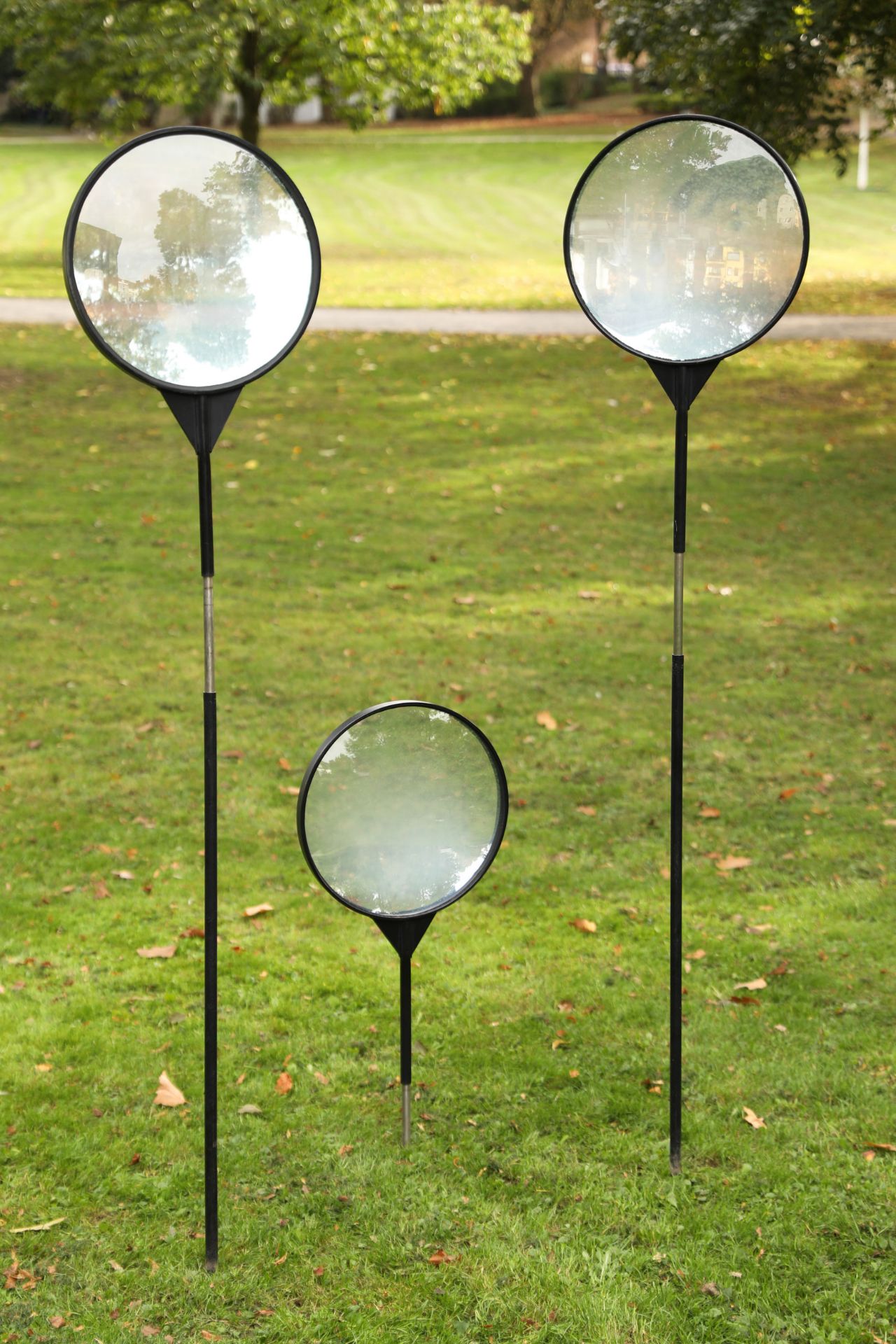 Adolf Luther*, 3 standing lenses for outdoor use, 1979