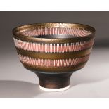 Lucie Rie, Sgraffito Schale mit goldschimmernder Manganglasur, türkis und terracotta