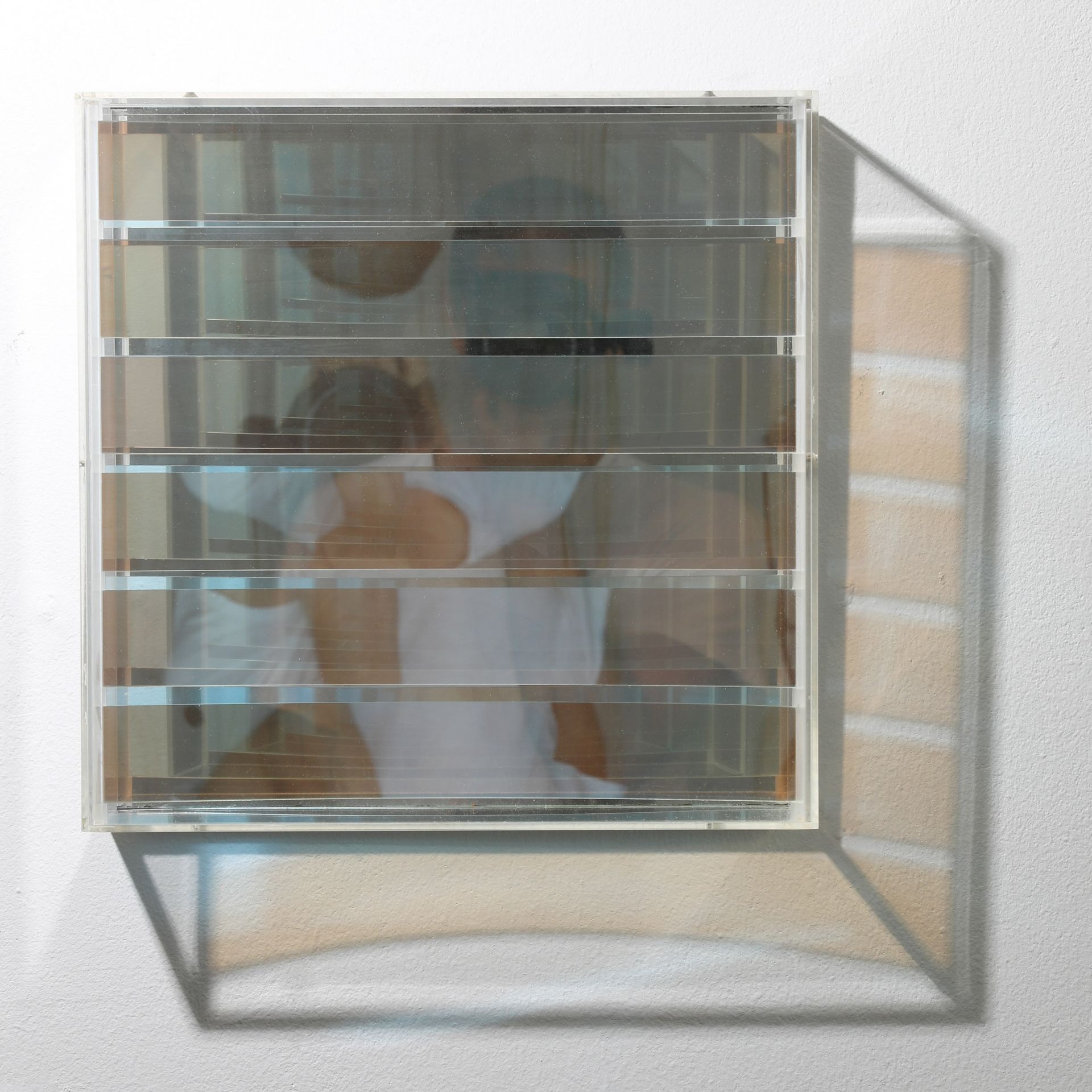 Adolf Luther*, mirror object with 6 concave stripes, 1976 - Image 5 of 8