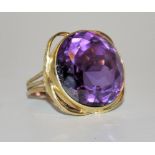 Schwerer Amethystring, Gold, 1970er Jahre