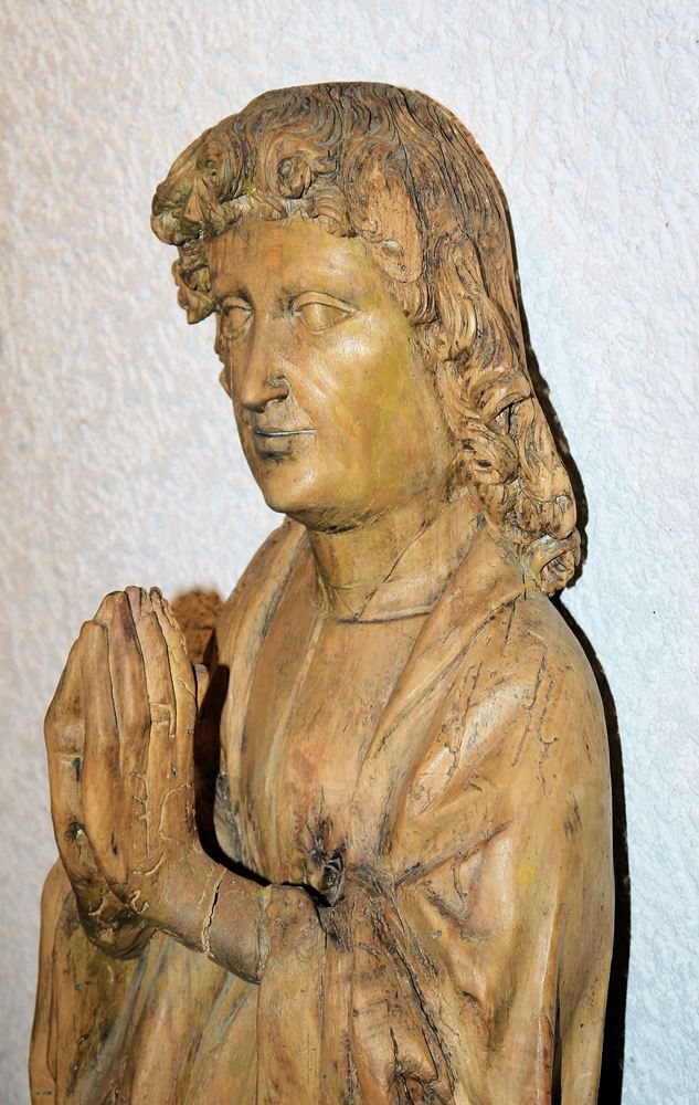 Saintly figure, probably Apostle John, wooden sculpture, 17th/18th century. - Image 4 of 5