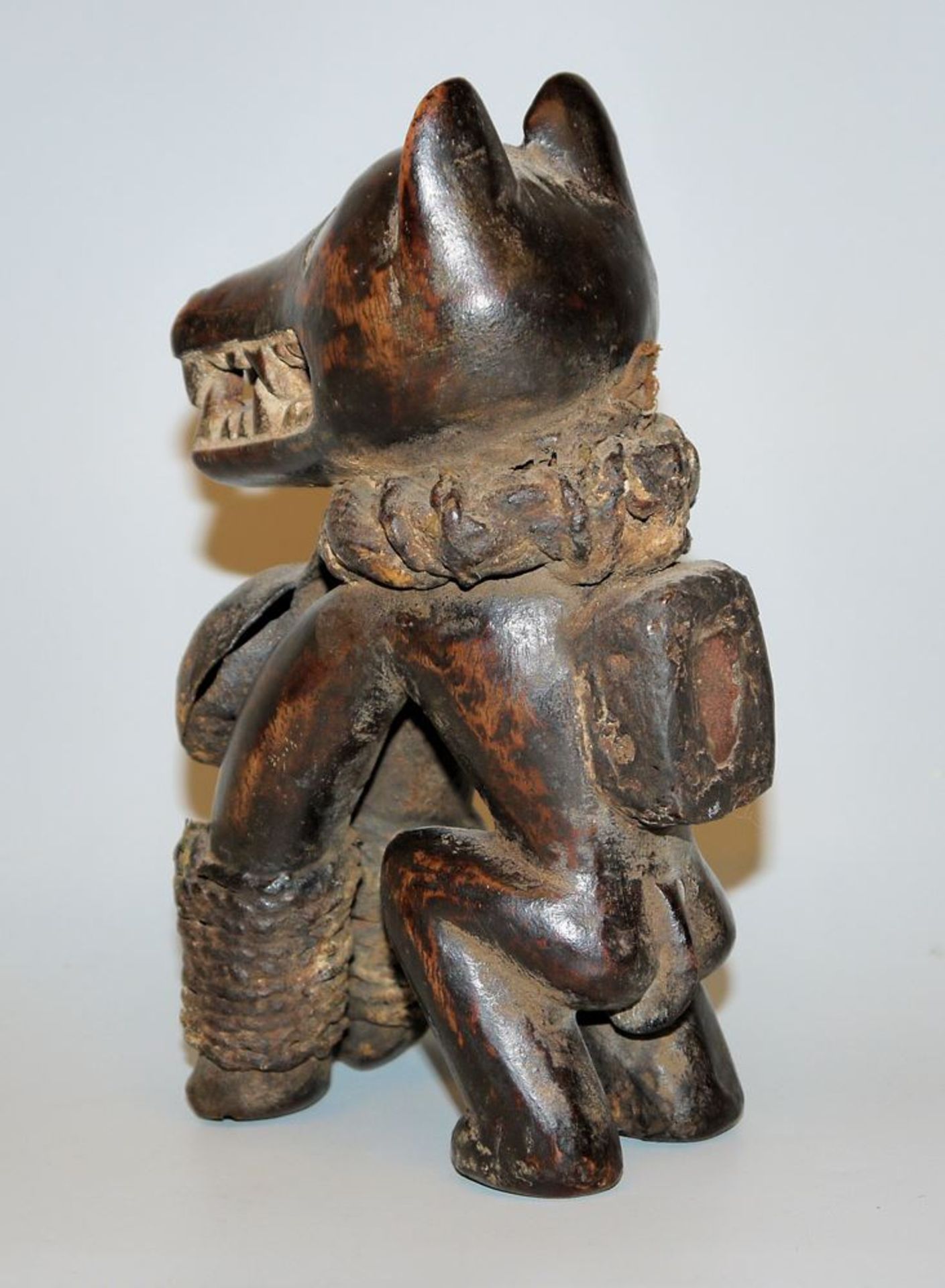 Dog sculpture of the Vili, Congo - Image 2 of 2