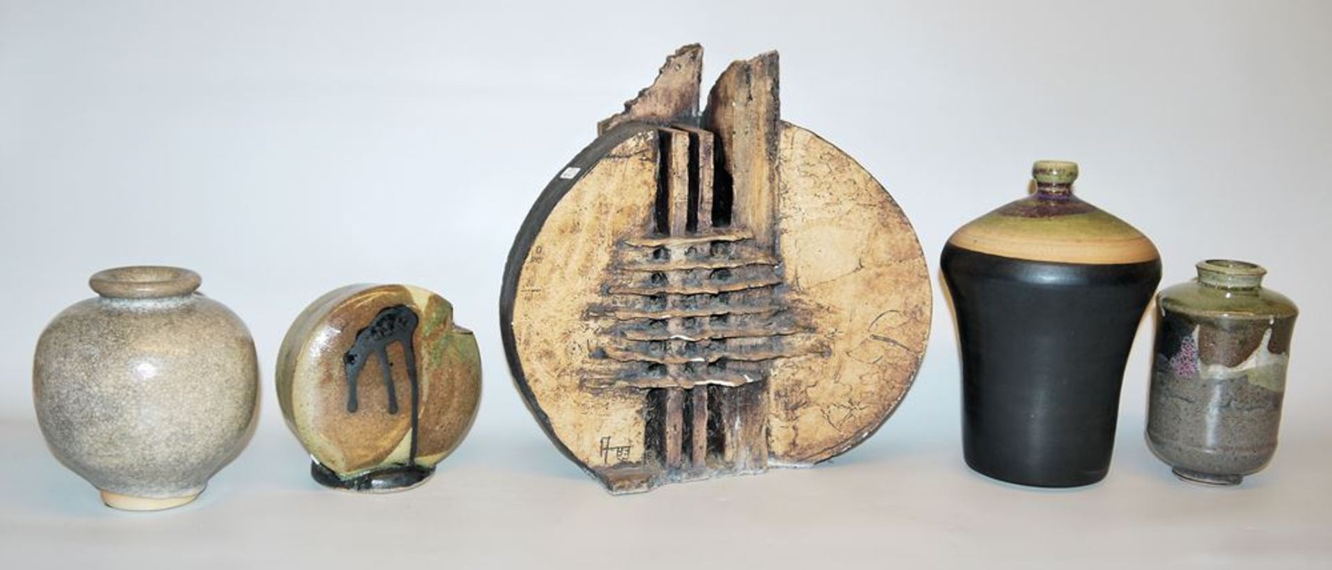 Reinhard Ader, five studio ceramics