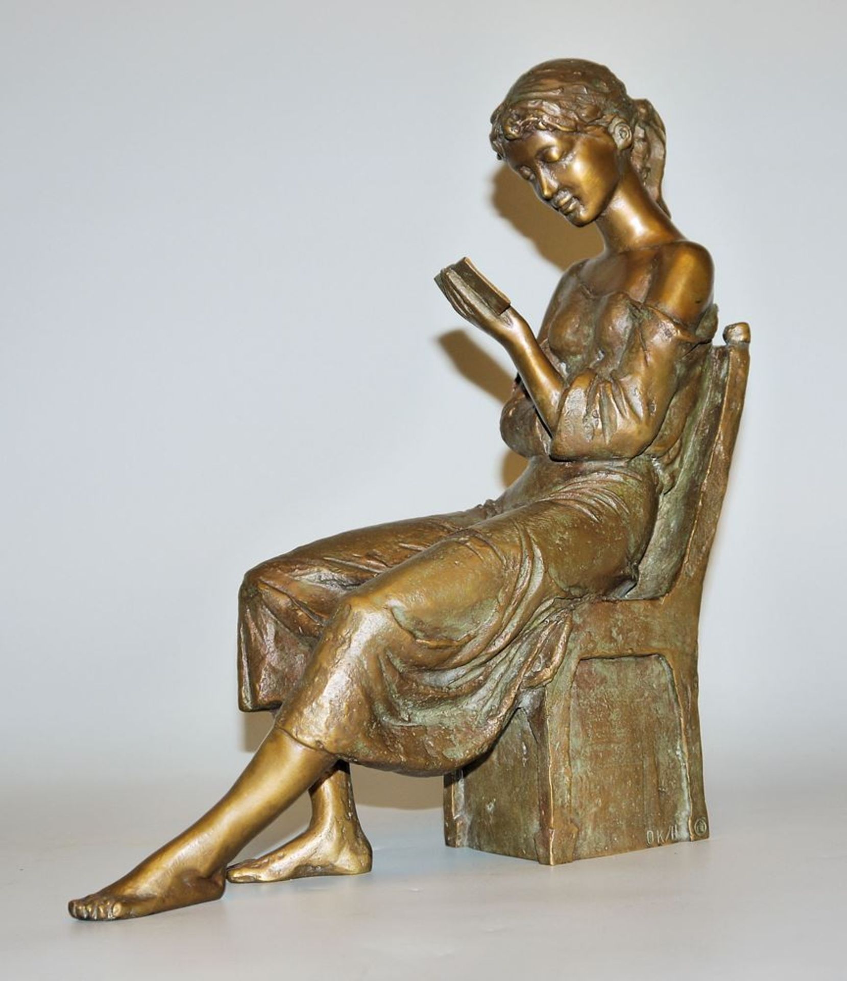 Erwin A. Schinzel, Young woman reading a letter, bronze sculpture 1970s, with docu