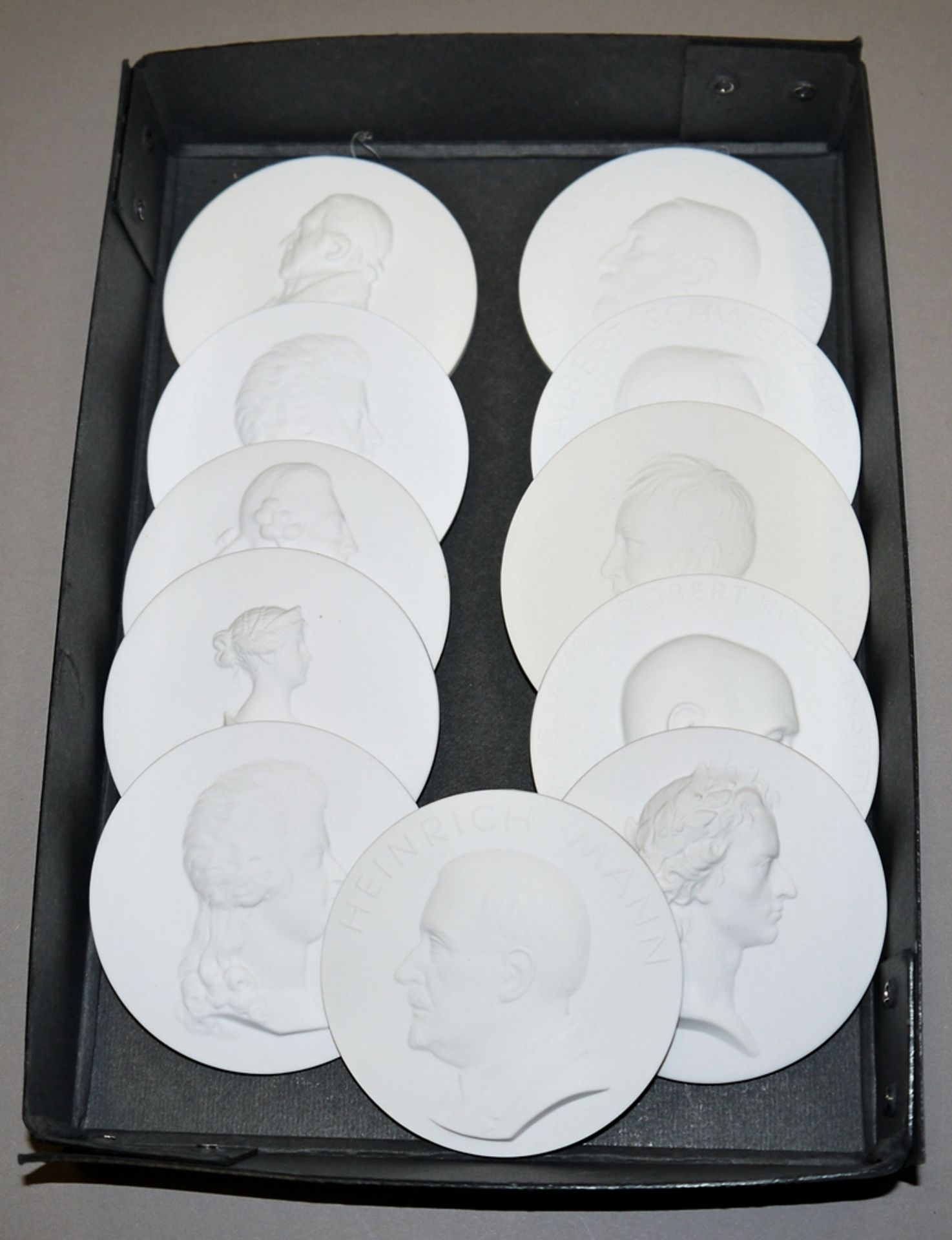 Three limited edition Neuosier plates and eleven relief plaques by KPM, Berlin 20th century - Image 3 of 3