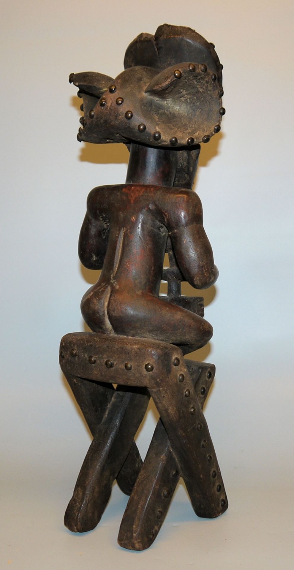 Figure of a chief, Tschokwe, Angola - Image 3 of 4