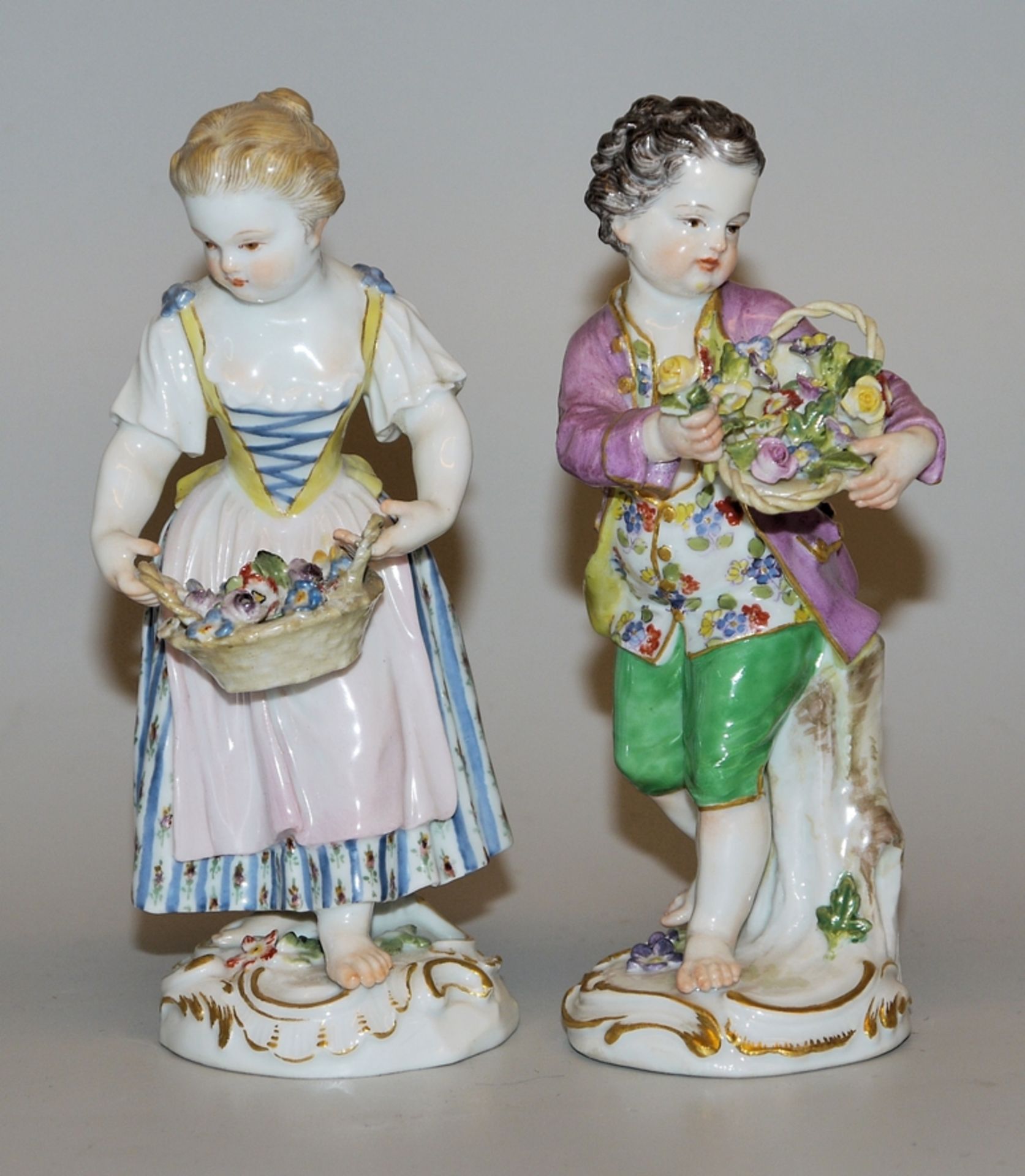 Porcelain sculptures of two gardener's children, Meissen, 1924-34