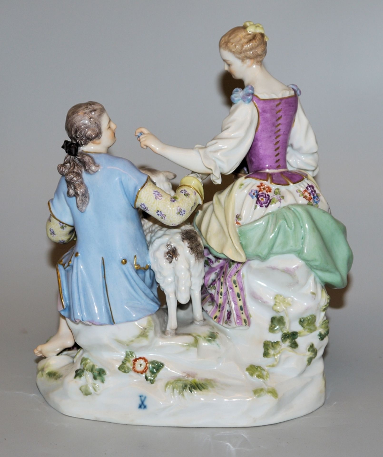 Porcelain shepherdess group, Meissen 1924-34 - Image 2 of 3