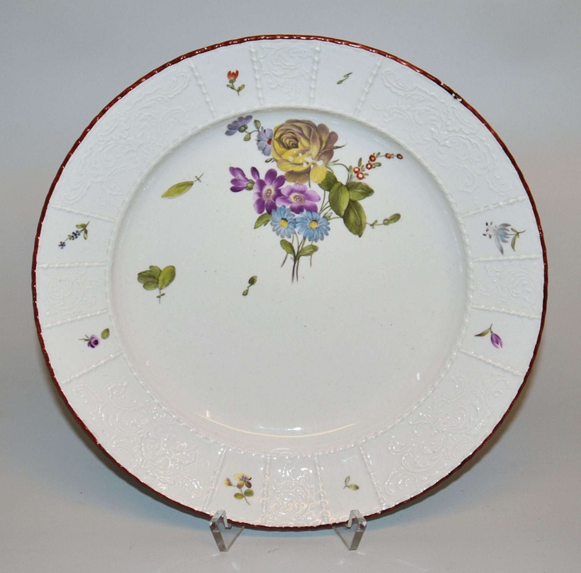 Porcelain plate with floral painting, Ludwigsburg circa 1765