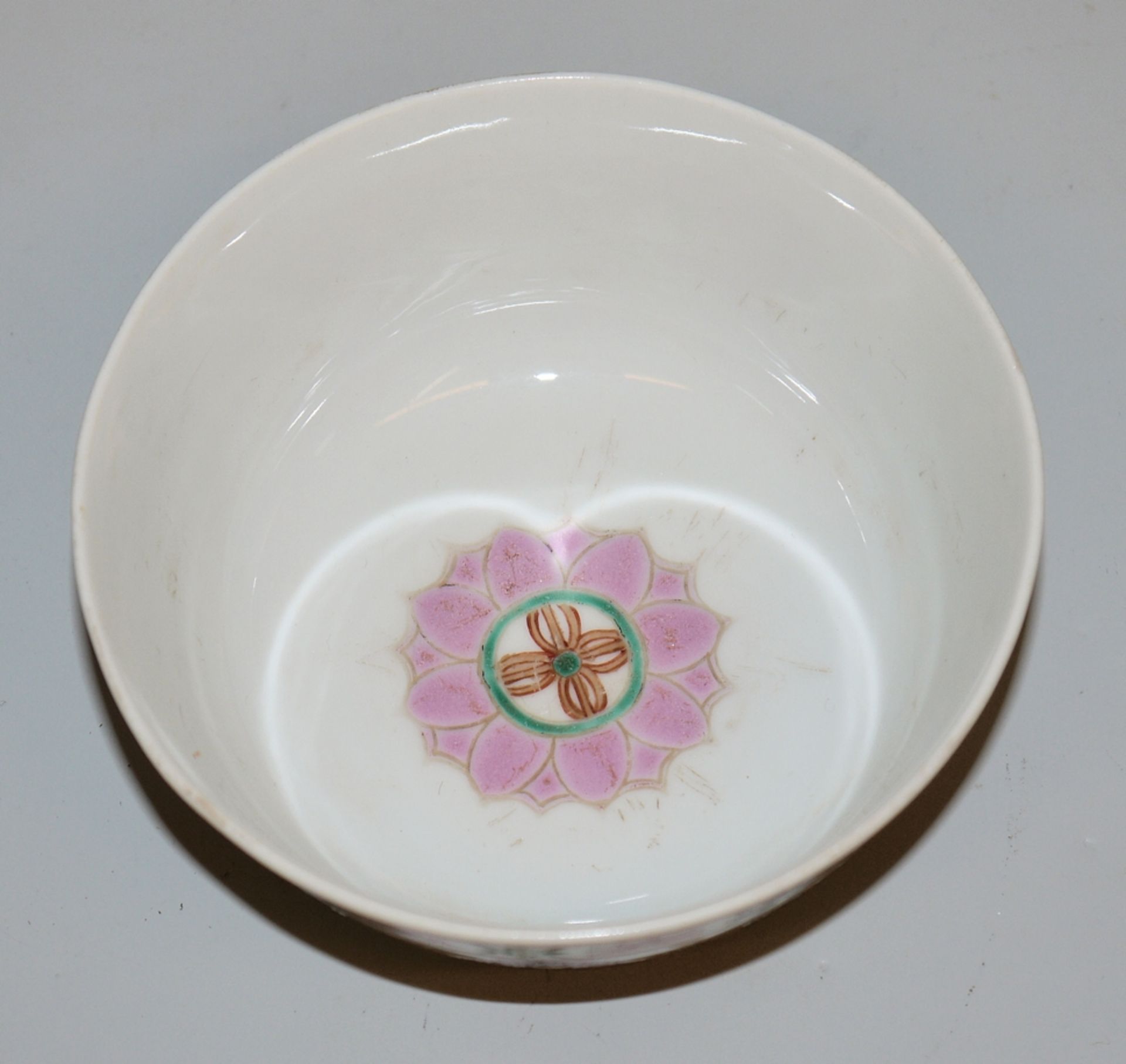 Food bowl with Buddhist symbolism, China 20th century - Image 3 of 4