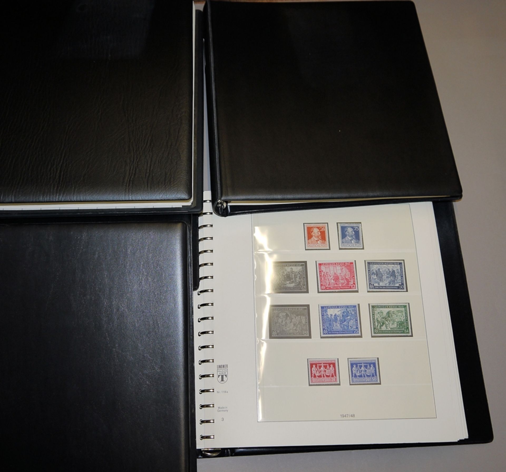 Matured stamp collection Bund / Berlin in 5 Lindner-Falzlos albums - Image 2 of 2